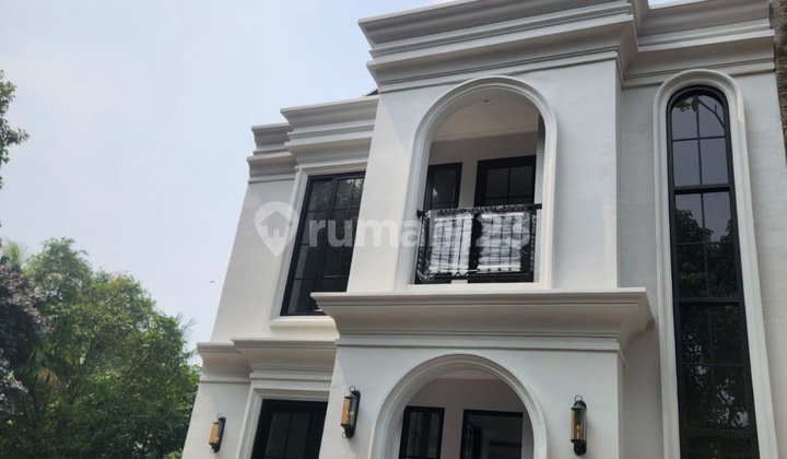 House in the Puri Bintaro Jaya complex, sector 9, South Tangerang. 2