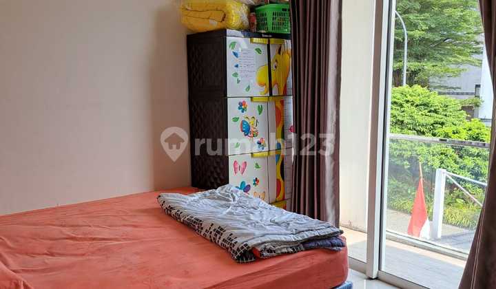 Corner House in Jade Residence One Cluster, Bsd Sepong