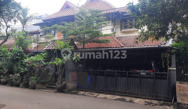 Rumah 2 Lantai di Jl. Hang Jebat, Gunung Jakarta selatan 