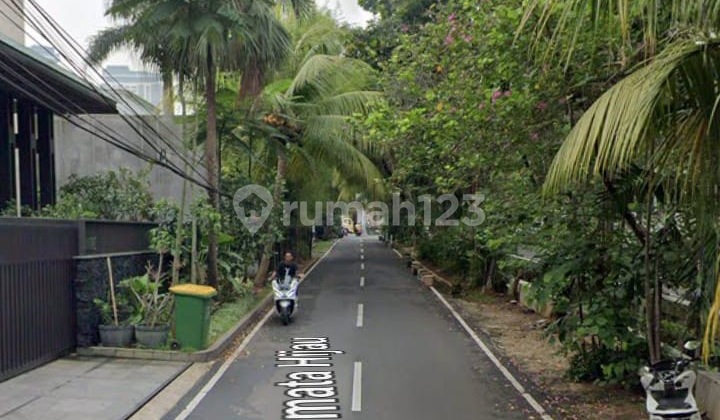 Rumah Hitung Tanah di Permata Hijau Dekat Senayan Jaksel