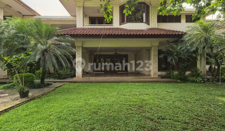 Luxury House in Pondok Indah, South Jakarta 2