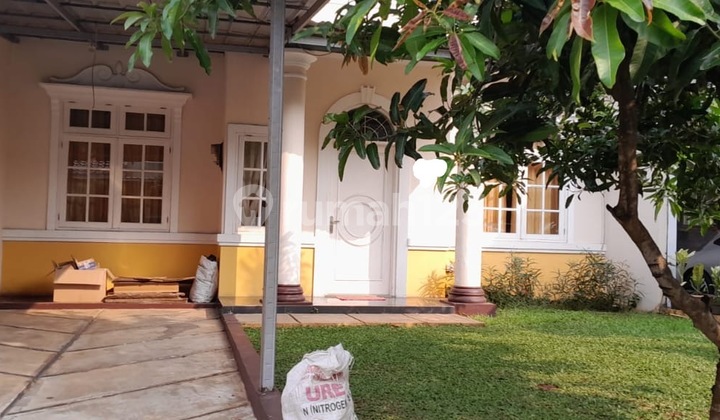 Rumah di Taman Crysany BSD, kota Tangerang