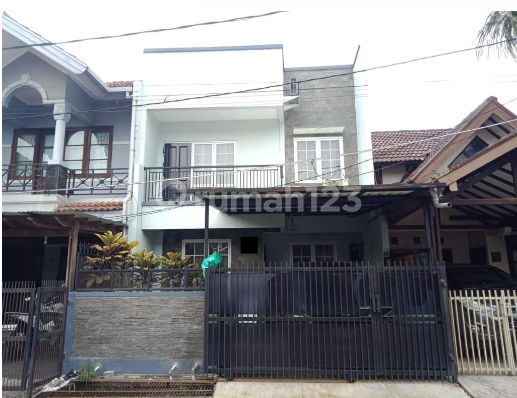 Quick sale house in Bintaro Jaya sector 5, South Tangerang.