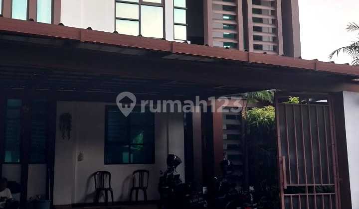Dijual Rumah Modern Lokasi 400 meter ke stasiun MRT haji nawi