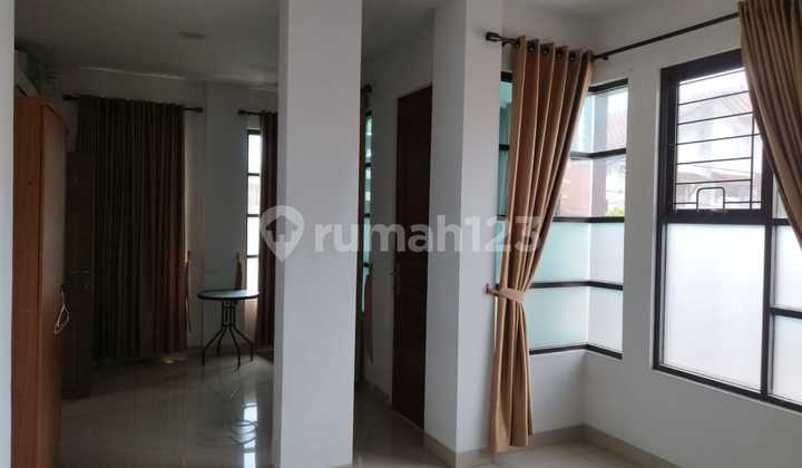 Modern House for Sale, Price Negotiable, Location +/- 700 Meters to Haji Nawi MRT Station