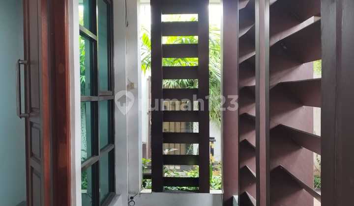 Dijual Rumah Mewah Harga Bu Lokasi 800 Meter ke Stasiun MRT Haji Nawi