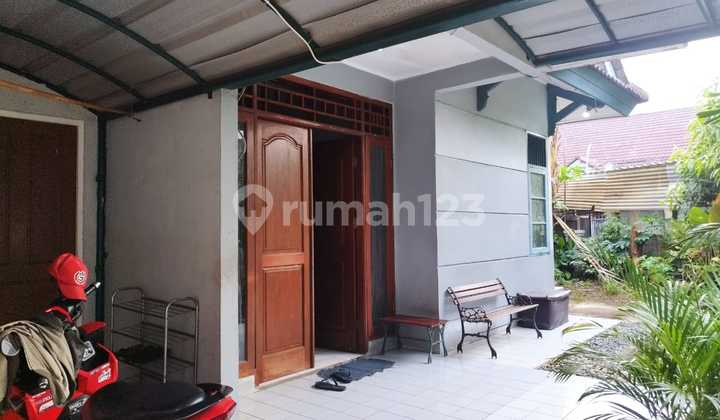 Jual rumah hook harga BU sektor 1  bsd tangerang selatan