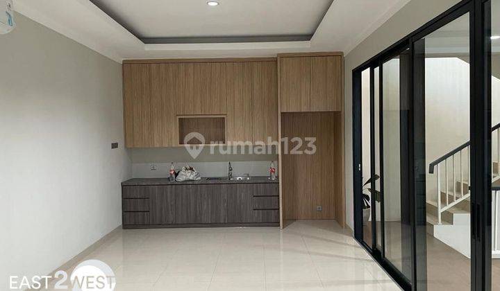 Jual Rumah Cantik Kebayoran Symphony Bintaro Tangerang Selatan 2