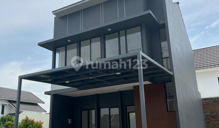 Dijual Rumah 2 Lantai 4 Kamar Tidur di Bekasi