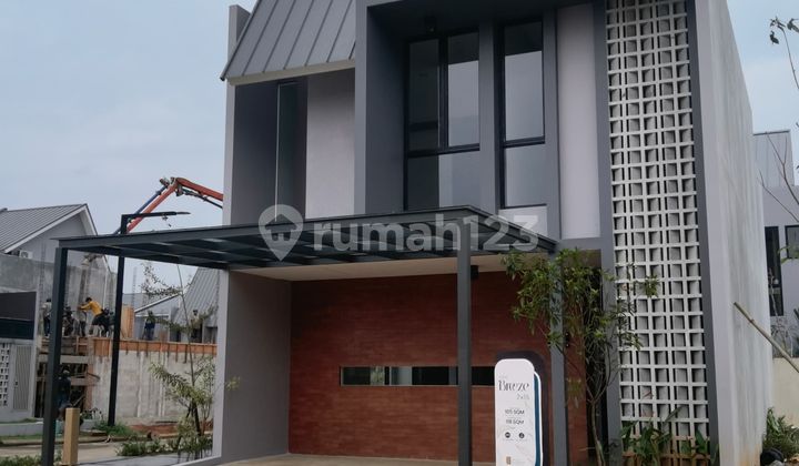 For Sale Modern House Telaga Kahuripan, Strategic Location, 10 Million All In.