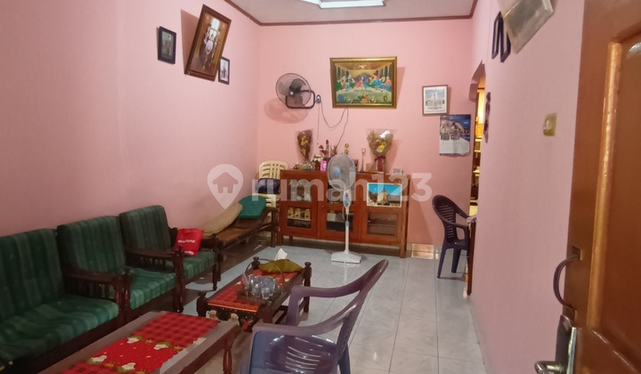 Minimalist 2BR House in Sako Near Public Facilities & Schools 2