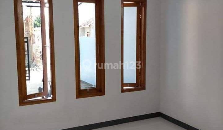 Rumah minimalis modern Dengan legalitas SHM  2