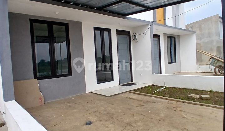 Jual Rumah Minimalis Modern di Bandung dengan Legalitas SHM Jual Rumah Minimalis Modern di Bandung dengan Legalitas SHM