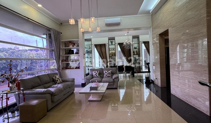 Ready-to-Occupy Johar Golf PIK