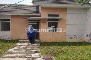 Citra Maja Angkot Arrives Right in Front of the House