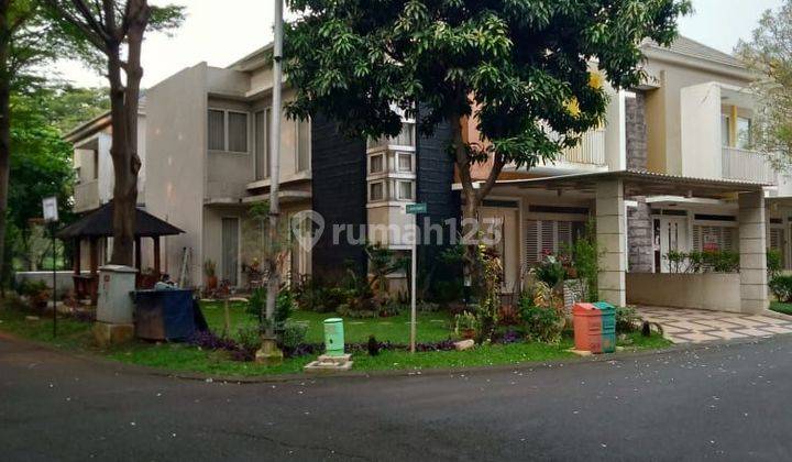 Rumah Bagus Di Sumarecon Bekasi Hoek 2 Lt 1