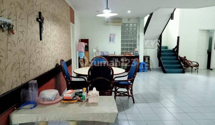 Rumah 2 lantai lokasi dekat kodam dekat rs Moh. Hoesin 2