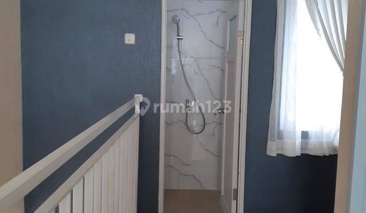 Rumah mewah 2 lantai dekat area perkantoran Palmerah Jakarta barat 7
