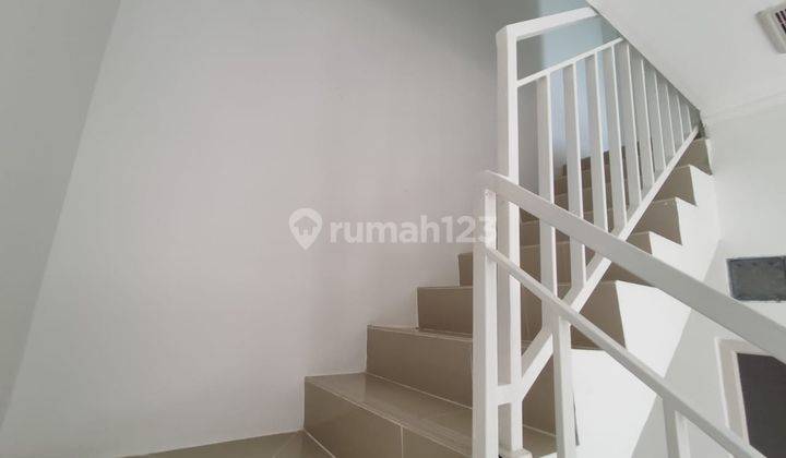 Rumah 2 lantai minimalis asri nan sejuk di Pisangan baru Jakarta timur 8