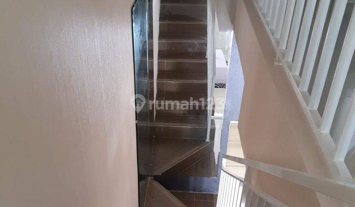 Rumah murah 2 lntai  asri nan sejuk kayu manis  Matraman Jakarta timur 12
