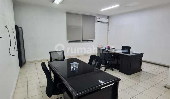 For Sale: Land and Factory in Bekasi, Strategic Location, Land Area 3.5 Hectares, Good Condition, Accessible for 40-Foot Containers. For Sale: Land and Factory in Bekasi, Strategic Location, Land Area 3.5 Hectares, Good Condition, Accessible for 40-Foot Containers.