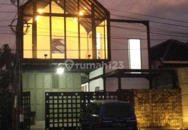 Ruang Usaha Gondangrejo disewakan cocok utk cafe/kantor/showroom Ruko 1