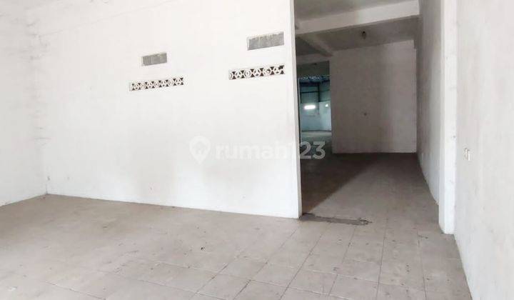 Disewakan Ruang Usaha dengan gudang dibelakangnya di Karanganyar 4