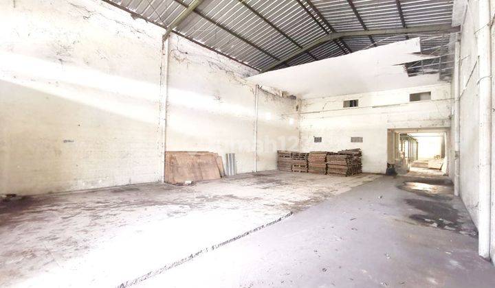 Dijual Harga Miring Gudang & kantor di Solobaru 2