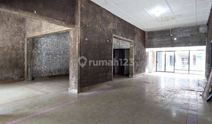 Disewakan Ruang Usaha Tengah kota Solo lokasi sangat strategis 4
