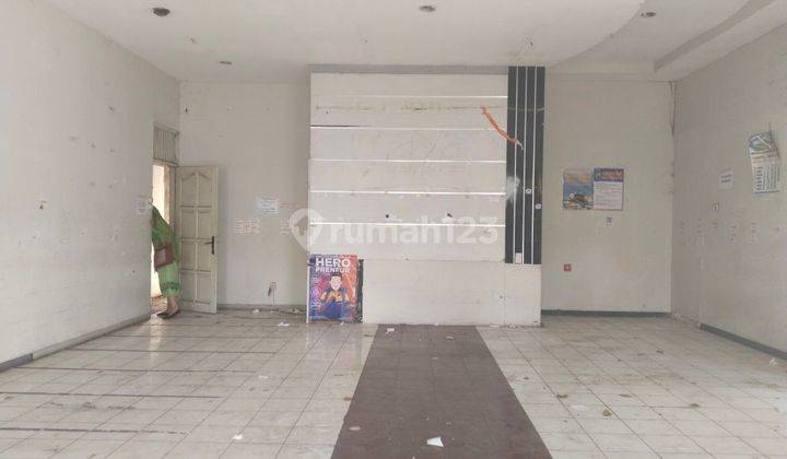 Disewakan Rumah/ Ruang Usaha 1 lt di Banjarsari Solo 2