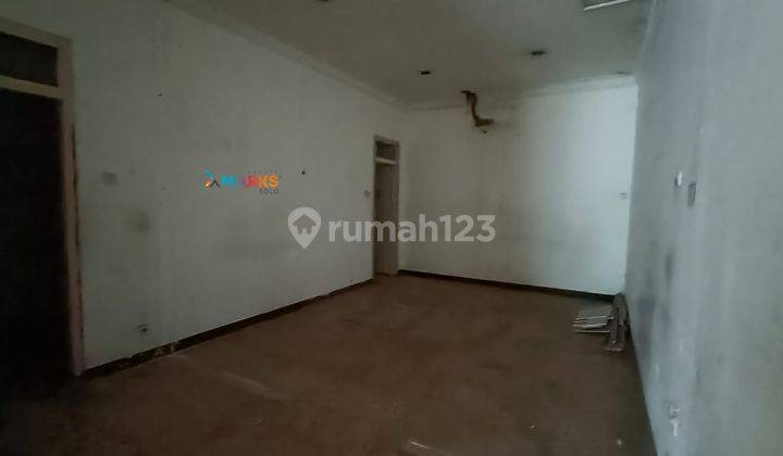 Ruko 3 Lantai Dekat Pakuwon Mall Solo Baru 2