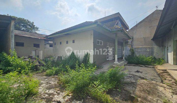 Gudang & Rumah Lokasi Pertokoan Di Banjarsari Solo 2