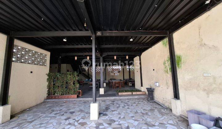 Ruang Usaha Eks Rumah Makan Di Solo Baru 1