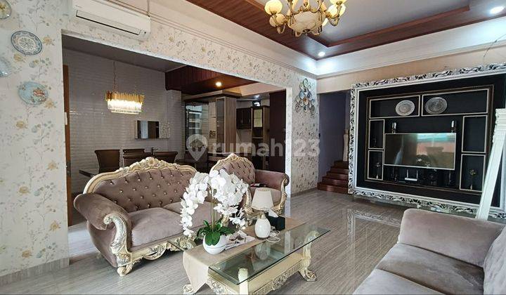 Rumah Mewah Fully Furnished Di Solo Baru 1