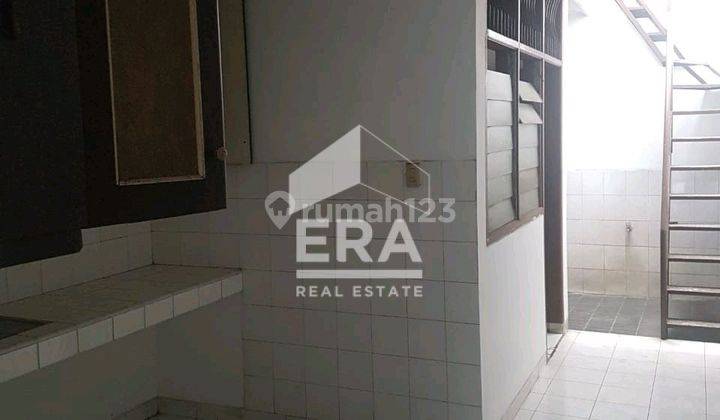 Dijual Segera Rumah Ukuran 12x30m Siap Huni Di Kembang Harum,  Puri Indah, Jakarta Barat. 1