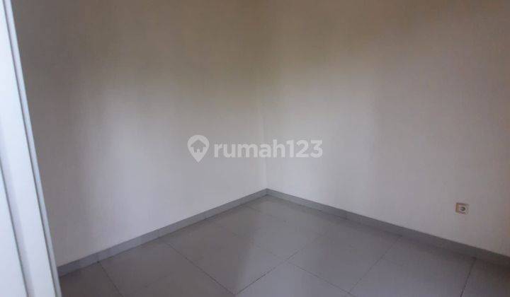 Dijual Rumah Siap Huni 6x15m Di Volendam Long Beach Pik Jakarta Utara 2