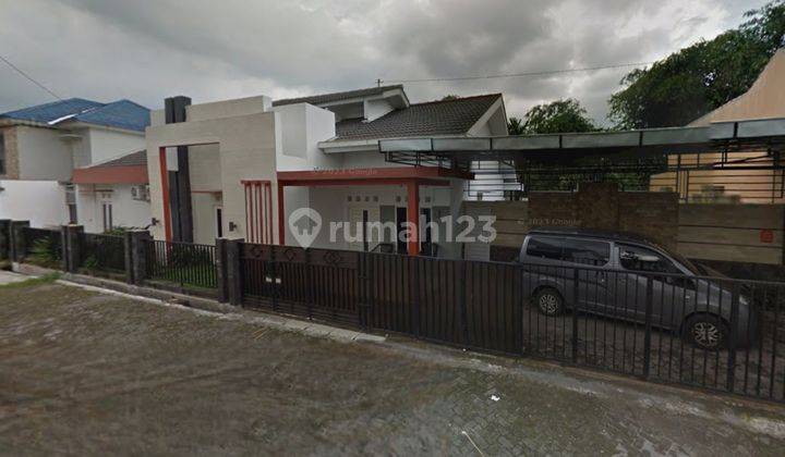 Dijual Cepat Rumah Tinggal Dengan Kolam Renang Pribadi Di Perumahan Tengah Kota Salatiga 1