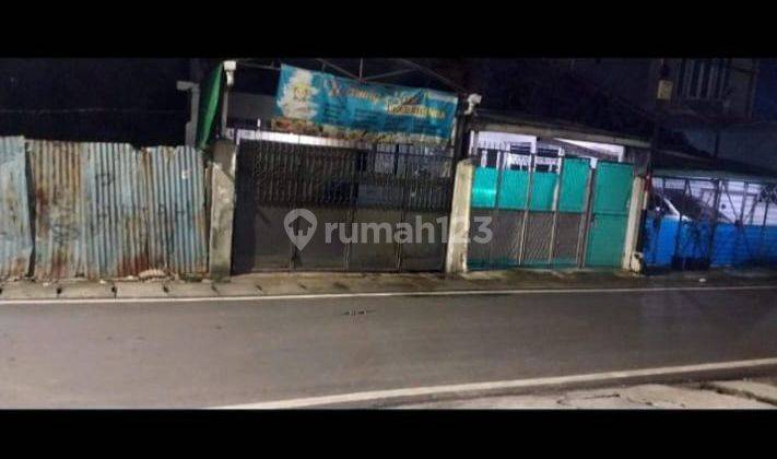 Di jual rumah tua di Jl Kejayaan 1, krukut 1