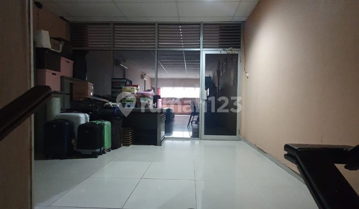 Disewakan ruko daerah sangat streategis cocok buat kantor panglima polim  7