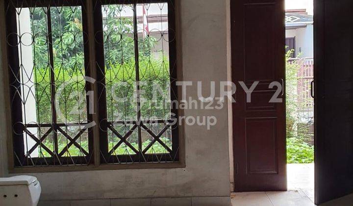 Dijual Rumah 2 Lantai Posisi Hoek di Puri Kencana Jakarta Barat 1