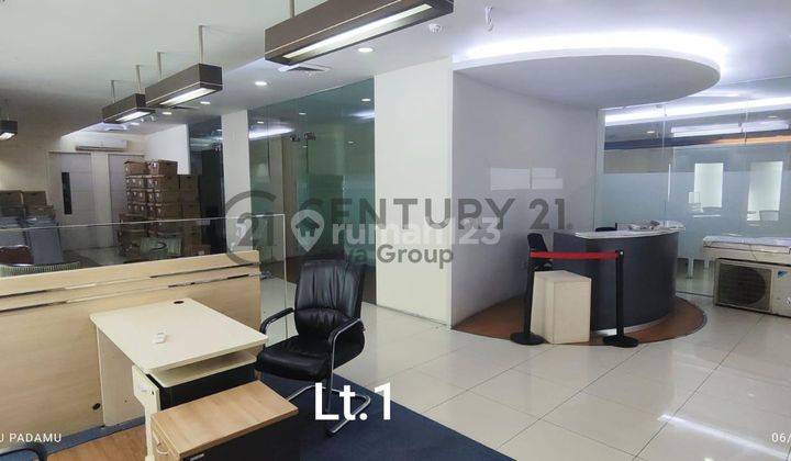 Disewakan Ruang Kantor Area Thamrin Jakarta Pusat 1