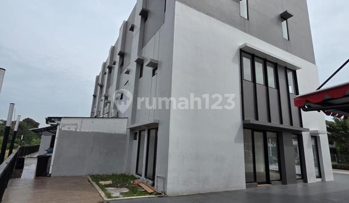 For Rent 3-Story Shop House in Lippo Cikarang