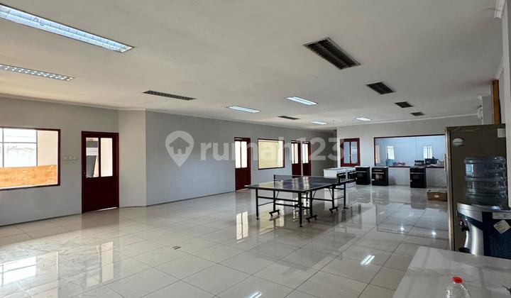 Warehouse for Sale with Land Calculation in Narogong, Cileungsi, Bogor Warehouse for Sale with Land Calculation in Narogong, Cileungsi, Bogor