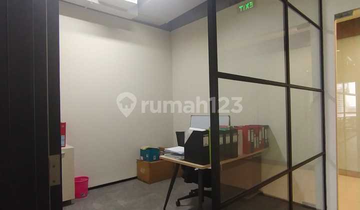 Disewakan Office Soho Capital Full Furnished