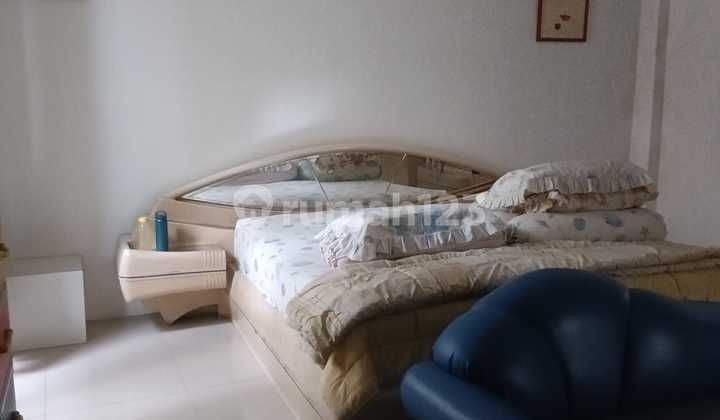 Dijual Rumah di Taman Ratu Indah Semi Furnished 2