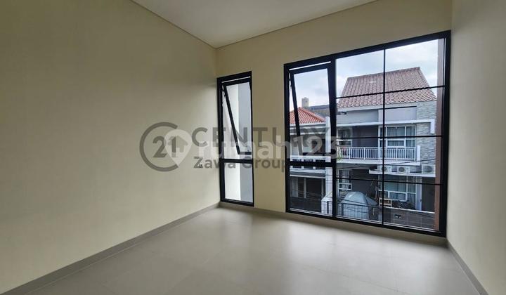 Dijual Rumah Baru Di Sunrise Garden Jakarta Barat 2