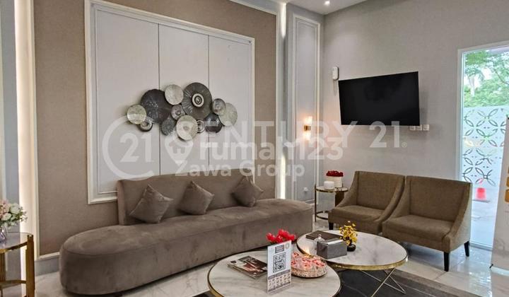 For Rent: Adjacent Shophouses in Pantai Indah Kapuk, North Jakarta For Rent: Adjacent Shophouses in Pantai Indah Kapuk, North Jakarta