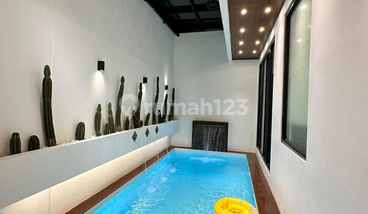 For Sale Beautiful and Luxurious House in Kelapa Gading, North Jakarta
