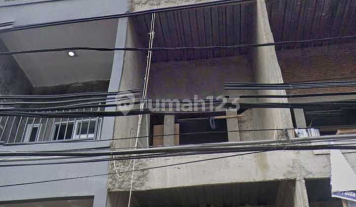 Rumah Baru Duri Kepa 3 Lantai Full Row Mobil Lega Sisa 1 Unit Jakarta Barat 1