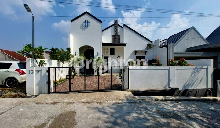 rumah minimalis modern di bukit sariwangi parongpong bandung rumah minimalis modern di bukit sariwangi parongpong bandung